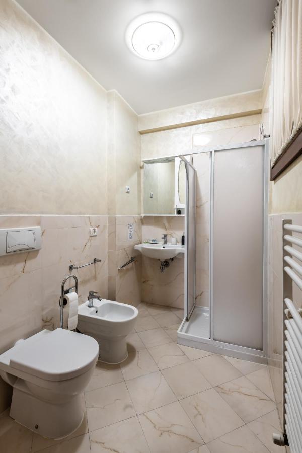 Sns In Vila Ovidiu Mamaia