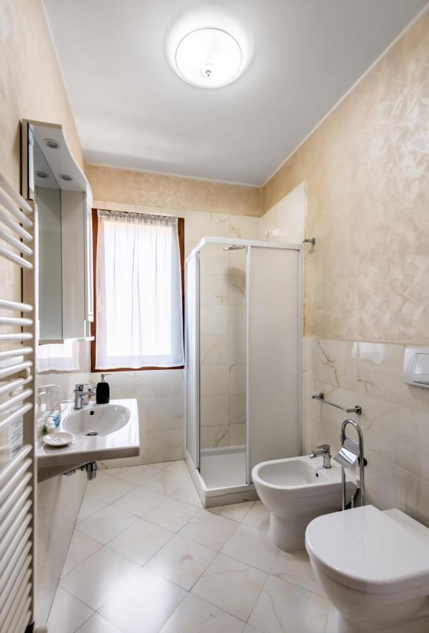 Apartament Sns In Vila Ovidiu *